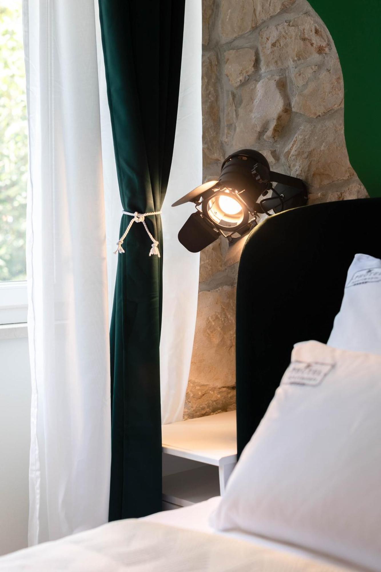 Photel Studio Apartments Цриквениця Екстер'єр фото